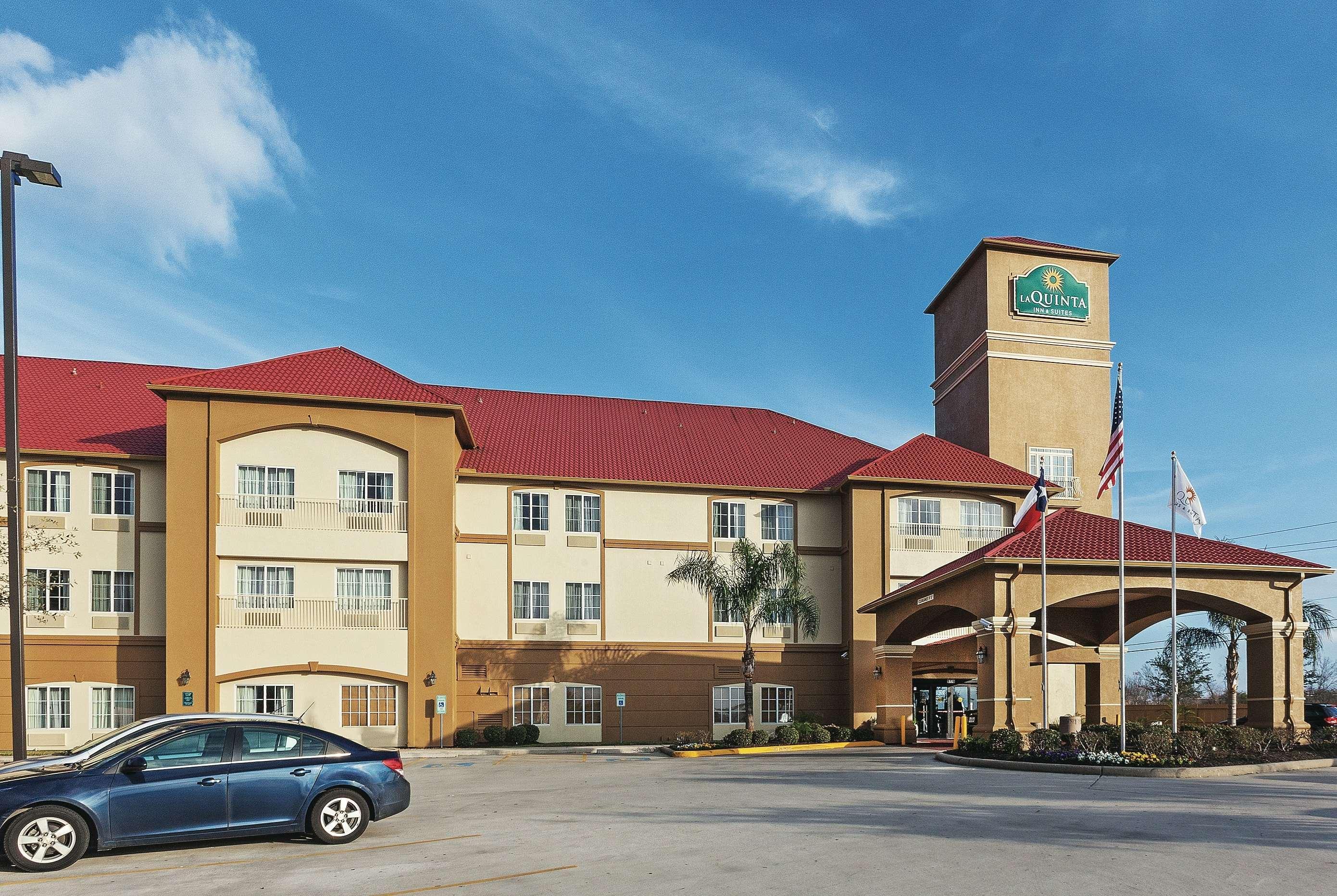 ホテル ラ キンタ イン&スイーツ バイ ウィンダム ヒューストン ホビー エアポート エクステリア 写真